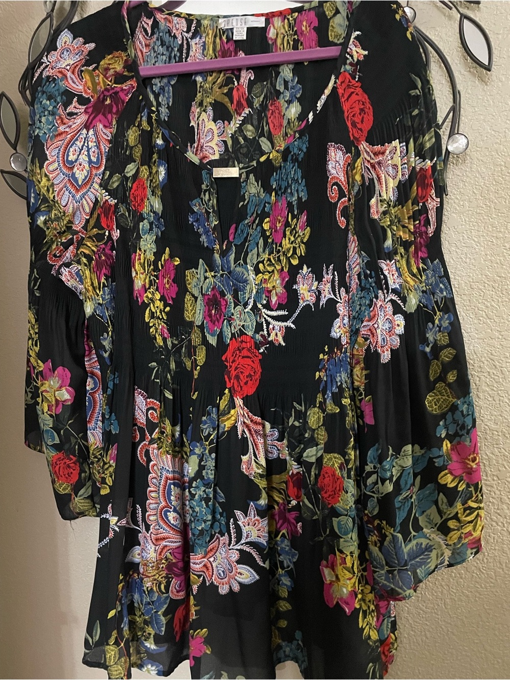 Spense Black blouse with Red Rose & Multicolor Floral Print 1/4 sleeves